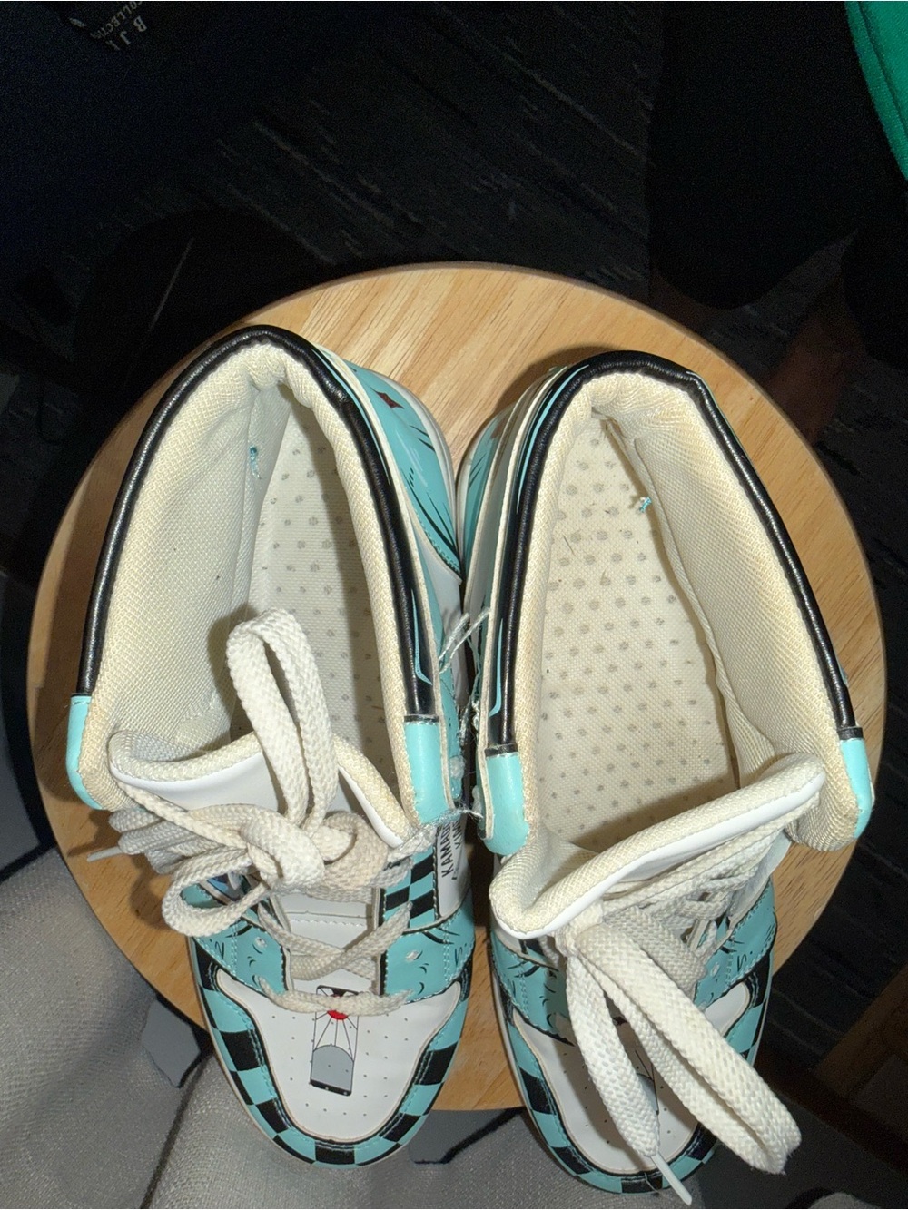 Tanjiro Kamado Anime High-Top Sneakers in Cream & Aqua - Picture 7 of 7